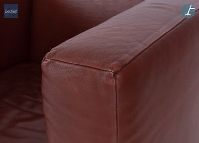 ZANOTTA Publisher

Pair of club chairs, metal...