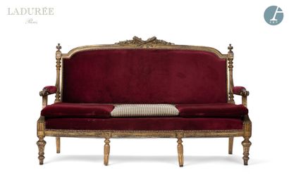 En provenance de la Maison Ladurée - Salon...