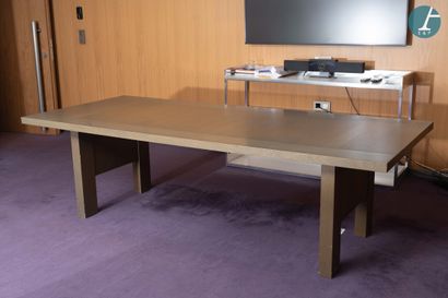 Table de conférence en bois et placage de...