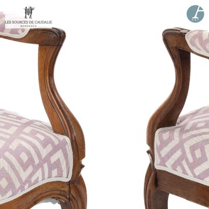 From room 47 (Grange à Bateaux)
Pair of armchairs...
