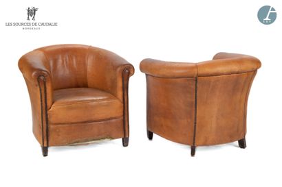 From the Sources de Caudalie
Pair of brown...