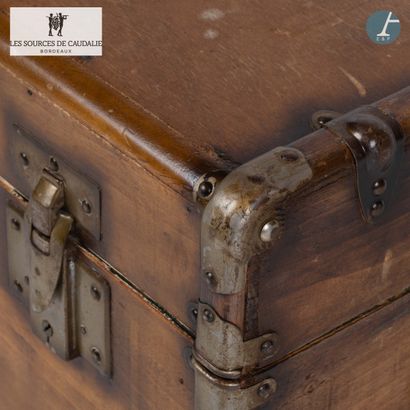From the Sources de Caudalie
Wooden travel...