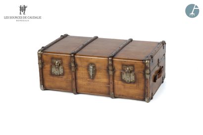 From the Sources de Caudalie
Wooden travel...