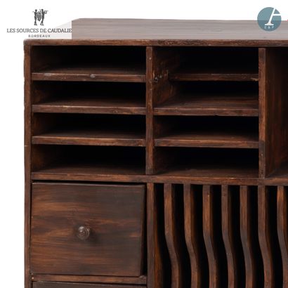 From Sources de Caudalie
Wooden locker, probably...
