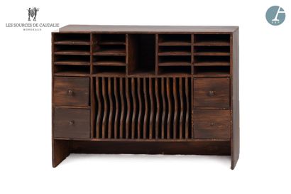 From Sources de Caudalie
Wooden locker, probably...