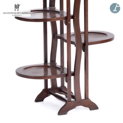 From Sources de Caudalie
A pair of folding...