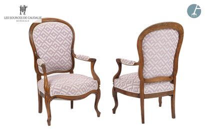 From room 47 (Grange à Bateaux)
Pair of armchairs...