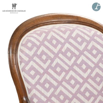 From room 47 (Grange à Bateaux)
Pair of armchairs...