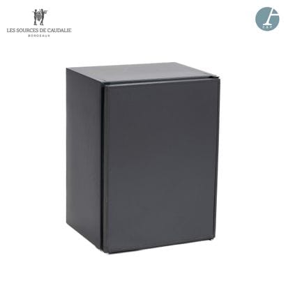 From the Sources de Caudalie
Set of 12 mini-bars
1...