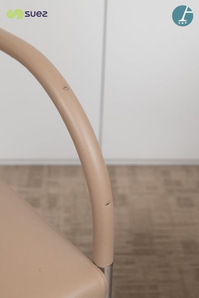 Walter KNOLL
Paire de fauteuils BRNO
Piètement...