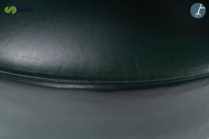 TACCHINI
Fauteuil visiteur en cuir vert foncé
H...