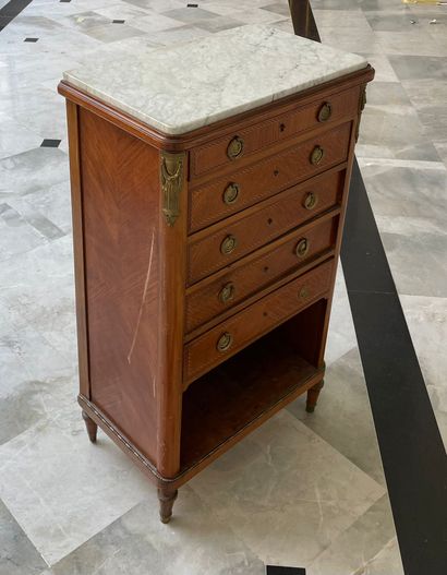 En provenance de l'ancien Grand Hôtel Continental

Semainier...
