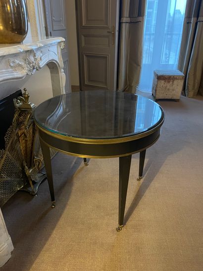 En provenance de l'ancien Grand Hôtel Continental

Une...