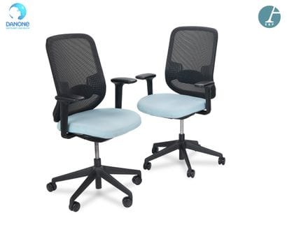 ORANGE BOX
Paire de fauteuils de bureau,...