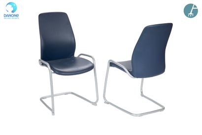 KINNARPS
Suite de trois chaises , piètement...