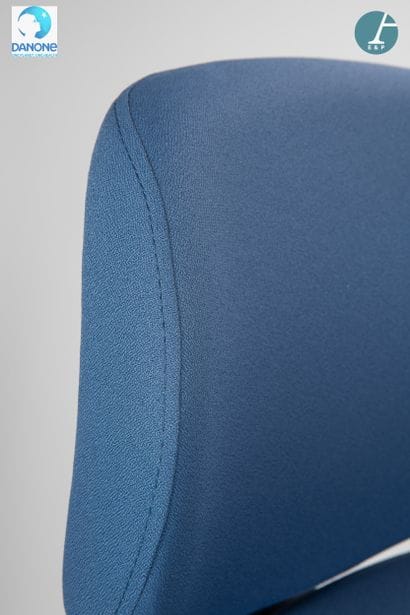BEJOT
Modèle LIFT LR 10RE 
Paire de chaises...
