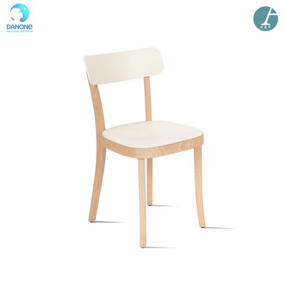 Jasper MORRISON designer pour VITRA éditeur
Modèle...