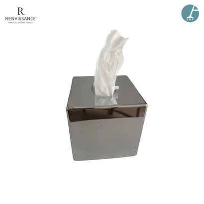 Set of 10 chrome-plated cube-shaped Kleenex...