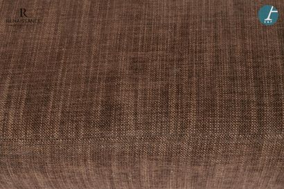 GRUPO NS
A bench seat, chromed metal base,...