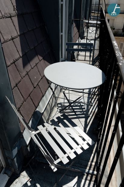 NATERIAL
Set of outdoor furniture including:
A...