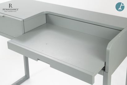 Lot comprenant :
Un bureau rectangulaire...