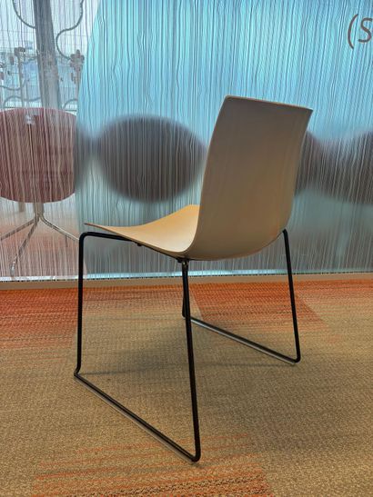 ARPER - Design LIEVORE-ALTHERR-MOLINA - Modèle...