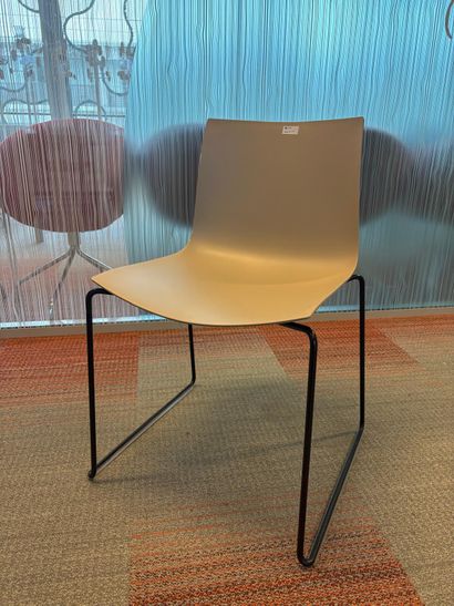 ARPER - Design LIEVORE-ALTHERR-MOLINA - Modèle...