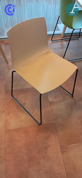 ARPER - Design LIEVORE-ALTHERR-MOLINA - Modèle...