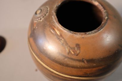 VIETNAM, XIIe/XIIIe siècle	
Pot en grès émaillé...