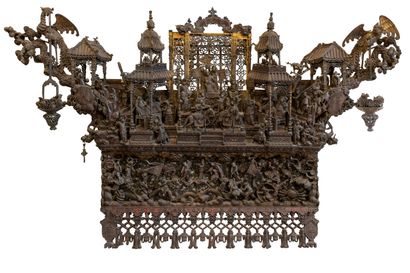 CHINA, 19th century
Important two-sided carved...