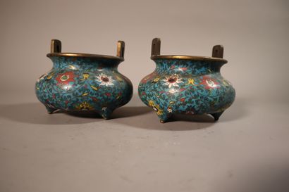 CHINE, XIXe siècle	
Paire de brûle-parfums...