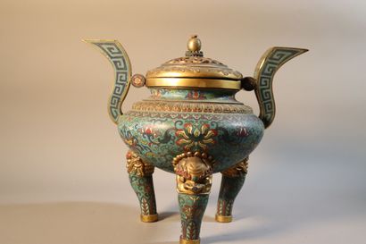 CHINE, XIXe siècle	
Brûle-parfum tripode...