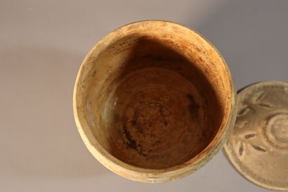 VIETNAM, Tanhoa, XIIe/XIVe siècle
Pot sur...