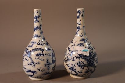CHINE POUR LE VIETNAM, XIXe siècle	
Paire...