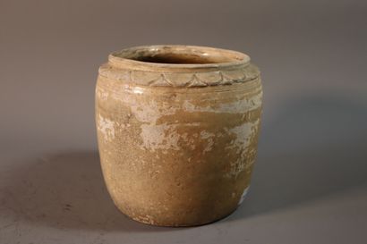 VIETNAM, XIIe/XIIIe siècle	
Pot balustre...