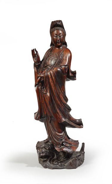CHINE, Vers 1900	
Grande statue de Guanyin...