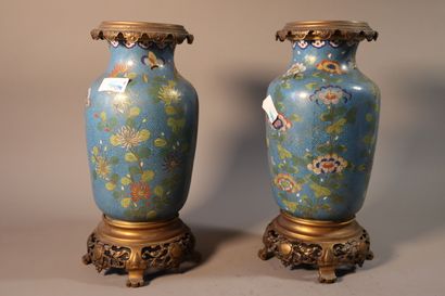 CHINE, XIXe siècle	
Garniture comprenant...