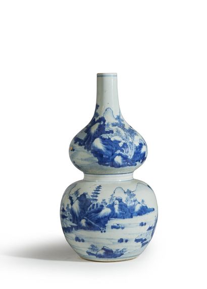 CHINA, KANGXI period (1662 - 1722)
Large...