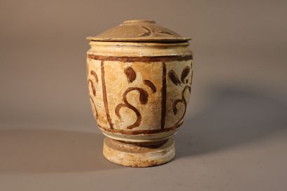 VIETNAM, Tanhoa, XIIe/XIVe siècle
Pot sur...