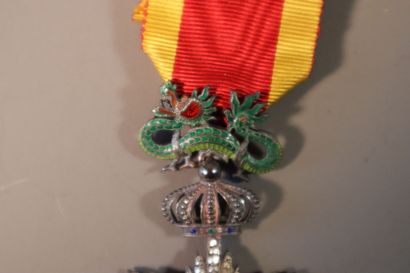 CHINE, XIXe siècle	
Ordre du dragon d'Annam...