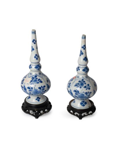 CHINA, KANGXI period (1662 - 1722)
Pair of...