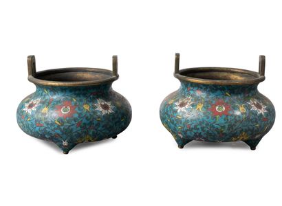 CHINE, XIXe siècle	
Paire de brûle-parfums...