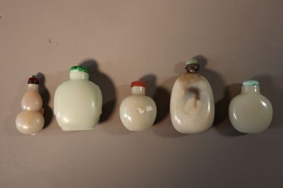 CHINA, 19th century
Set of five jade (nephrite)...