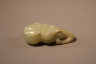 CHINA, 20th century

Set of five pendants...