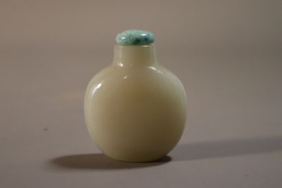 CHINA, 19th century
Set of five jade (nephrite)...