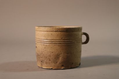 VIETNAM, Tanhoa,XIIe/XIIIe siècle	
Pot à...