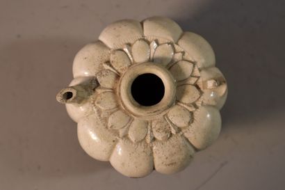 VIETNAM, Tanhoa, XIIe/XIIIe siècle	
Verseuse...