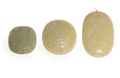 CHINA, 19th century
Three celadon jade (nephrite)...