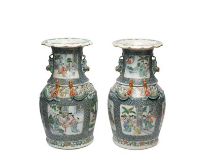 CHINA, Canton, 19th century
Pair of porcelain...