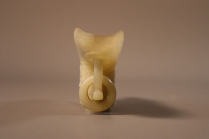 CHINA, 20th century
Archaizing jade (nephrite)...